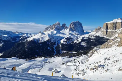 Mit dem STPOS-Dienst bietet das Katasteramt eine innovative und präzise Lösung für die Satellitenpositionierung.(Foto: South Tyrolean POsitioning Service).