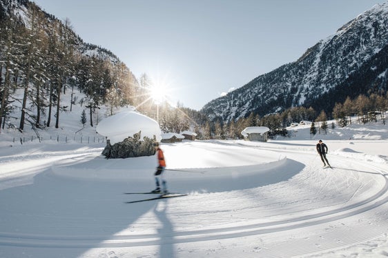 Per la prima volta il regolamento si applica anche alle piste da fondo, alle piste da slitta e alle piste da slittino. (Foto: IDM Alto Adige/Benjamin Pfitscher)