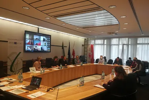 Risultati positivi per il programma Investimenti a favore della crescita e dell’occupazione FESR 2014-2020. Il punto della situazione è stato fatto oggi (21 ottobre) nella riunione del Comitato di Sorveglianza in videoconferenza. (Foto: ASP/RipartizioneEuropa)