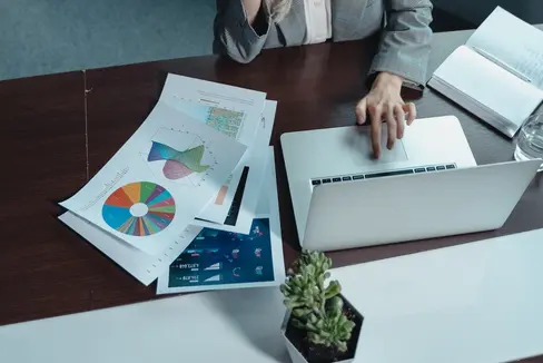 L'interpello riguarda complessivamente 42 posizioni dirigenziali del ruolo unico della dirigenza a livello provinciale di prima e seconda fascia. (Foto: Pexels)