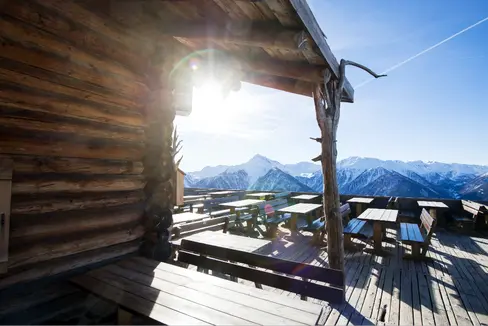 Il Covid ha colpito molto intensamente le attività del turismo invernale. (Foto: IDM)