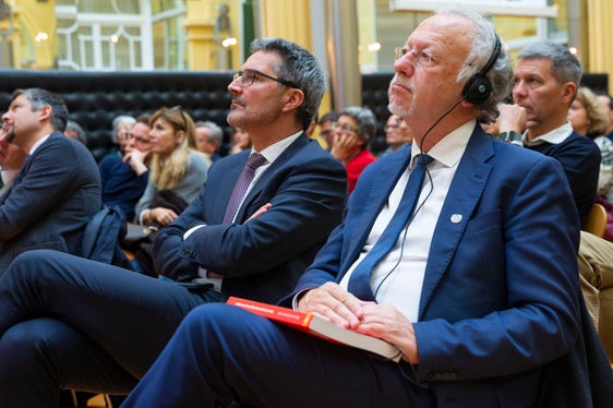 Il rappresentante dell'ONU per i diritti delle minoranze, Fernand de Varennes, e il presidente Arno Kompatscher (Foto: ASP/Fabio Brucculeri)