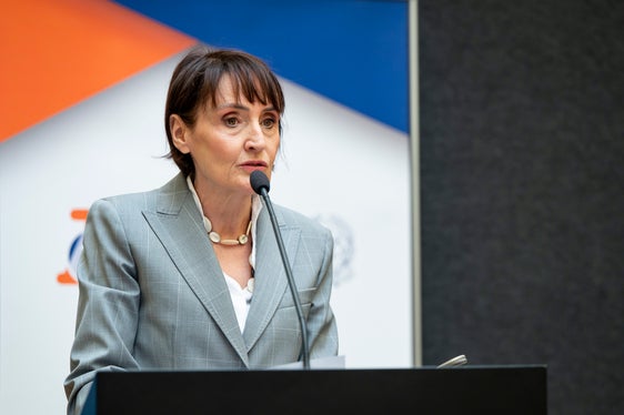 Di rafforzamento delle Amministrazioni statali sul territorio e dell’implementazione di funzioni strettamente legate allo Statuto di autonomia ha parlato, nel suo intervento, il commissario del Governo per la Provincia di Bolzano, Maddalena Travaglini. (Foto: USP/Fabio Brucculeri)