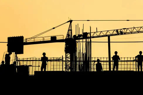 Mehr Effizienz bei öffentlichen Bauvorhaben und größtmögliche Transparenz bei Vergabeverfahren will die Landesregierung mit dem aktualisierten Richtpreisverzeichnis 2026 schaffen. (Foto: Shivendu Shukla/Unsplash. Das Foto darf nur in Zusammenhang mit dieser Pressemitteilung verwendet werden.)