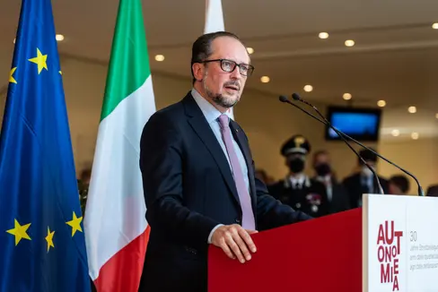 Ermöglichen, dass sich die Autonomie entwickle und floriere, diesen Wunsch formulierte heute der österreichische Außenminister Schallenberg in Bozen. (Foto: LPA/Ivo Corrà)