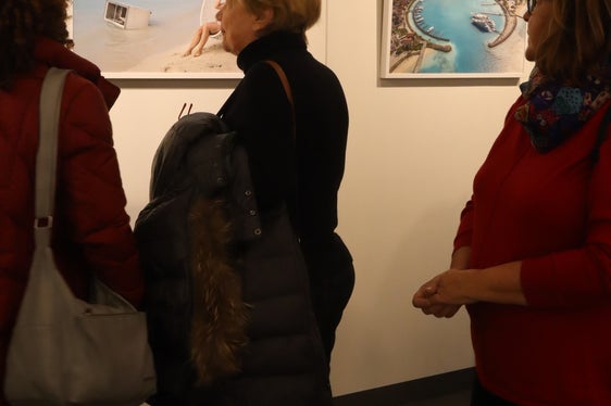 Buona affluenza di pubblico per la mostra dedicata al cambiamento climatico. (Foto: Centro Trevi)