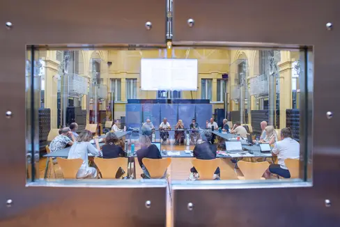 L’Agenzia per le relazioni sindacali e le organizzazioni sindacali hanno firmato oggi (23 luglio) la proposta per il contratto di intercomparto per il triennio 2019-21 che riguarda circa 32.500 dipendenti pubblici. (Foto: ASP/Greta Stuefer)