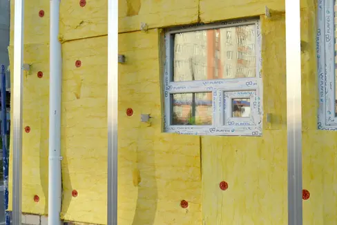 Il 21 marzo entreranno in vigore il Regolamento in materia di prestazione energetica e il conseguente bonus energetico, promuovendo così ulteriormente il risanamento e l'utilizzo degli edifici già esistenti. (Foto: USP/Pixabay - La foto può essere utilizzata solo con questo comunicato stampa)