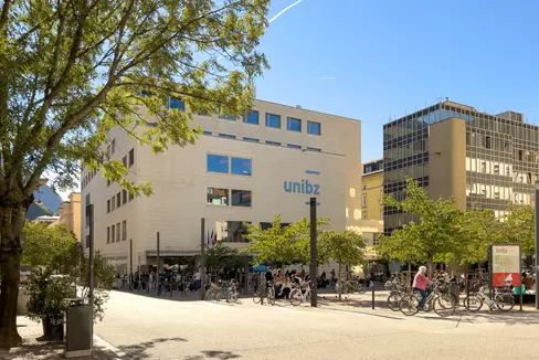 Die Landesregierung hat am 6. Februar vier Mitglieder des Universitätsrates ernannt. Diese bleiben bis 2030 im Amt und sind als oberstes Führungsorgan der Freien Universität Bozen aktiv. (Foto: unibz)