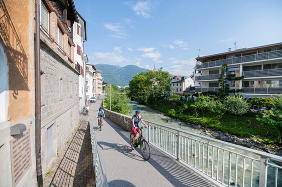 La Provincia investe 1,5 milioni di euro nella manutenzione straordinaria delle piste ciclabili sovracomunali. (Foto: IDM Alto Adige/Harald Wisthaler)