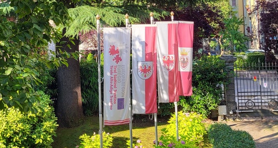 Das dritte Jahr in Folge veranstaltet die Euregio in ihrer Informations- und Koordinierungsstelle in der Casa Moggioli in Trient die Euregio-Dienstage. (Foto: Euregio)