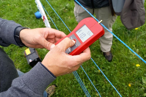 Einer dreiköpfige Kommission überprüfte, ob die Prüfungsaufgaben der Zertifizierungsprüfung richtig und fachgerecht ausgeführt wurden. (Foto: LPA/Fachschule für Land- und Hauswirtschaft Salern)