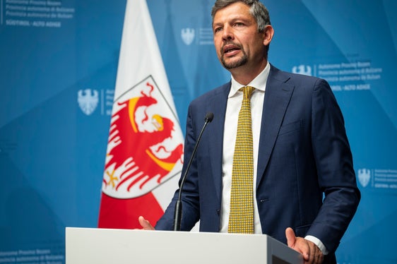 „Mit den Arbeiten im Pustertal und den Modernisierungen auf weiteren Bahnlinien schaffen wir moderne Standards für die Zukunft“, betonte Landesrat Daniel Alfreider. (Foto: LPA/Fabio Brucculeri)