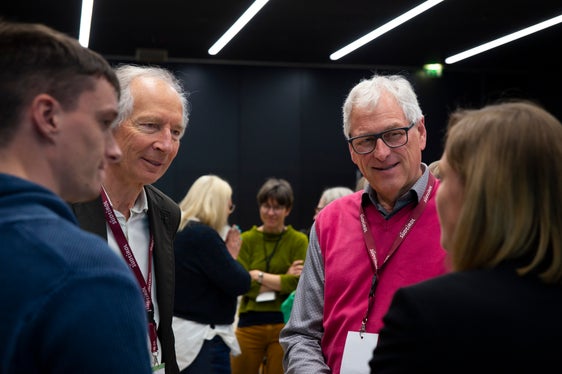 Gibt es gemeinsame Vorschläge? Mit dieser Frage beschäftigten sich die Arbeitsgruppen der beiden Beteiligungsformate am Samstag im NOI Tech Park in Bozen. (Foto: LPA/Fabio Brucculeri)