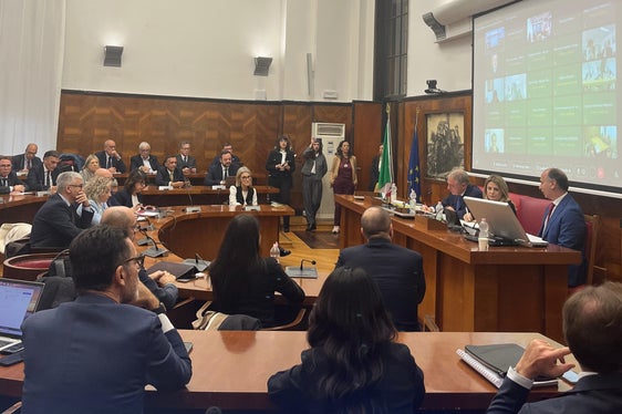 Il tavolo permanente organizzato al MIMIT è operativo da oltre un anno e mezzo e si pone l’obiettivo di trovare soluzioni condivise per sostenere i mercati in difficoltà, garantendo così stabilità occupazionale e produttiva. (Foto: USP)