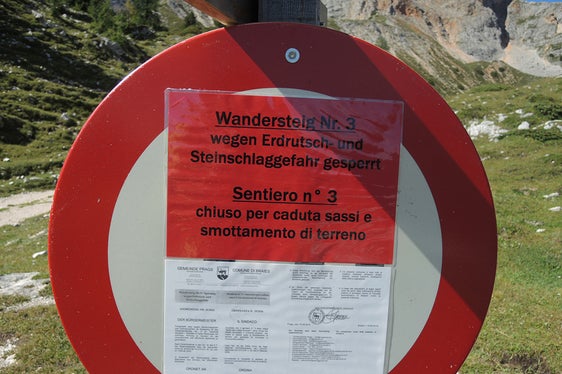 Assessore Bessone: La segnalazione di frane è importante per la prevenzione del rischio e per garantire la sicurezza dei cittadini. (Foto: ASP/Ufficio geologia)