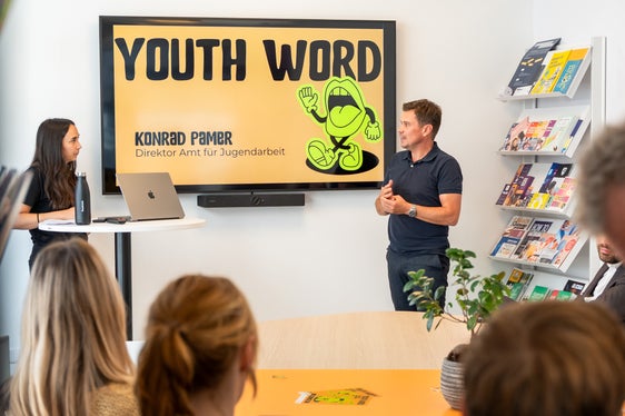 Vielfältig, dynamisch, international: Youth Word macht die Sprachwelt und Kultur junger Menschen in Südtirol sichtbar. (Foto: LPA/Youth Info/Stefan Innerhofer)