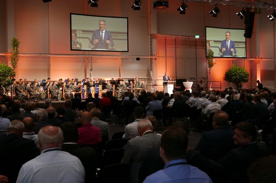 In seinem Redebeitrag am Österreichischen Gemeindetag unterstrich LH Kompatscher den verbindenden und motivierenden Wert, den die gemeinsame Überzeugung stiftet, für eine gerechte Sache einzutreten. (Foto: LPA/Dominik Holzer)