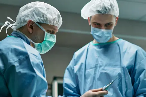 Das Land fördert künftig Clinical Fellowships, damit Südtiroler Ärztinnen und Ärzte Spezialwissen im Ausland erwerben und so die Versorgung in Südtirol stärken. (Foto: LPA/Pexels. Das Foto darf nur in Zusammenhang mit dieser Pressemitteilung verwendet werden.)