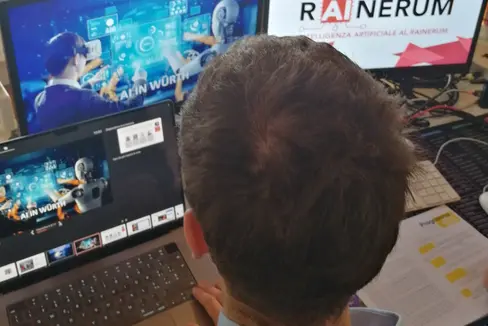 Im Institut Rainerum wird ab dem nächsten Schuljahr der Schwerpunkt auf den Umgang mit der Künstlichen Intelligenz weiter ausgebaut. (Foto: LPA)