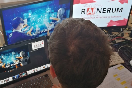 L’Istituto Rainerum ha scelto di introdurre le esperienze con l’IA nei propri percorsi formativi, dal prossimo anno scolastico attiverà una serie di progetti didattici trasversali, presentati nella mattinata del 30 maggio nel corso di un evento aperto al pubblico. (Foto: USP)