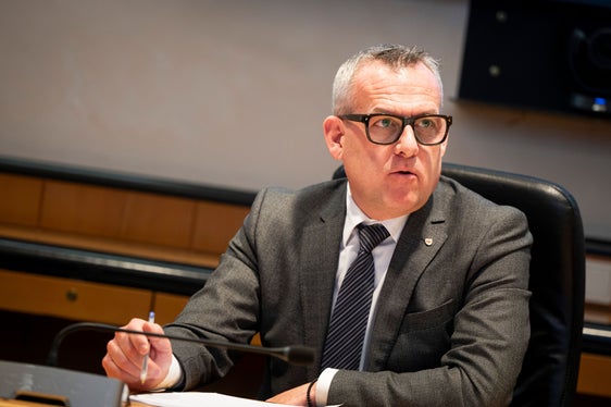 Der Landesrat für Hochbau, Valorisierung des Vermögens, Grundbuch und Kataster, Christian Bianchi. (Foto: LPA/Fabio Brucculeri)