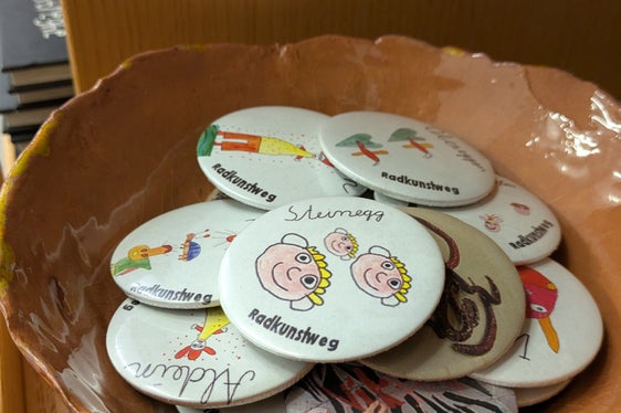 Die Produkte, die in der Werkstätte KIMM hergestellt werden, kann man im hauseigenen Verkaufsladen erwerben. (Foto: LPA/Hannes Wisthaler)