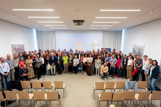 Gäste aus dem In- und Ausland waren gekommen, um das 50-jährige Bestehen der RAS zu feiern. (Foto: LPA/Fabio Brucculeri)