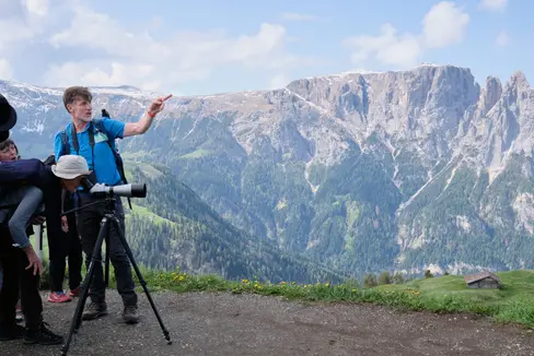 Wissenswertes über Vögel erfahren Interessierte bei den Vogelwanderungen, die einige Naturparkhäuser im August anbieten. (Foto: LPA/Landesamt für Natur/Oliver Oppitz)