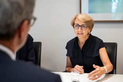 Die französische Botschafterin Anne-Marie Descôtes traf bei ihrem Südtirol-Aufenthalt Landeshauptmann Arno Kompatscher im Landhaus 1. (Foto: LPA/Fabio Brucculeri)