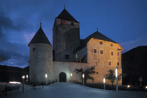 Il programma del Festival della Gioventù dell'Euregio prevede laboratori con artisti nel Museo Ladino Ciastel de Tor (Foto: Musei provinciali dell'Alto Adige)