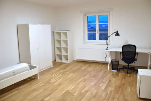 Das neue Studierendenheim am Schlachthof in Innsbruck bietet vorrangig Personen aus der Euregio 72 Plätze in 25 Wohneinheiten. Anmeldungen für das kommende Studienjahr sind ab sofort möglich. (Foto: Land Tirol/Krepper)