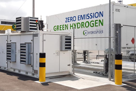 la delegazione altoatesina guidata dall'assessore Alfreider in visita al modello di successo svizzero H2 Energy“. (Foto: ASP)