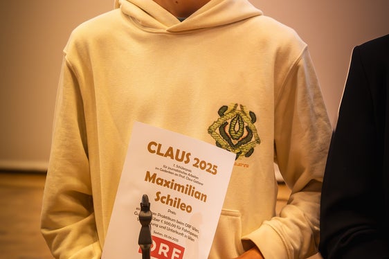 Für den Film Glaube - (k)ein Thema der Jugend? wurde der Olanger Maximilian Schileo mit dem CLAUS Schülerpreis ausgezeichnet. (Foto: LPA/Florian Stauder)