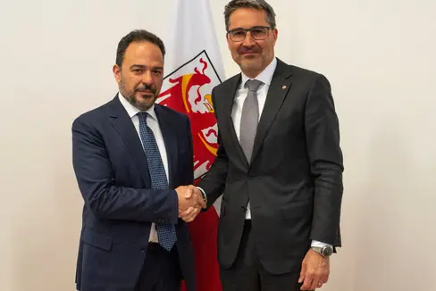 Der neue Direktor des Bozner Sitzes der Banca d'Italia, Michele Benvenuti, und Landeshauptmann Arno Kompatscher (Foto: LPA/Fabio Brucculeri)