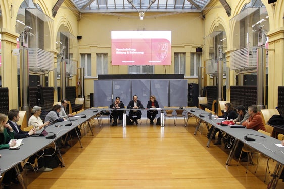 Il 5 febbraio sono stati presentati i primi risultati intermedi del gruppo di lavoro sull'integrazione dell'istruzione e dell'assistenza all'infanzia. (Foto: USP/Hannes Wisthaler)