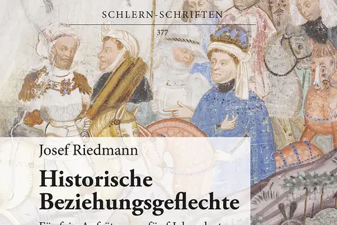Am 2. April wird das Buch Historische Beziehungsgeflechte vorgestellt. Darin haben Julia Hörmann-Thurn und Taxis sowie Gustav Pfeifer 50 Arbeiten des Mediävisten, sprich des Mittelalterhistorikers, Josef Riedmann gesammelt. (Foto: Landesbibliothek Teßmann)
