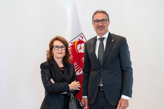 Il nuovo procuratore regionale della Corte dei conti per il Trentino-Alto Adge/Südtirol, sede di Bolzano, la presidente Adelisa Corsetti, in occasione del suo insediamento, ha fatto visita al presidente Arno Kompatscher. (Foto: USP/Fabio Brucculeri)