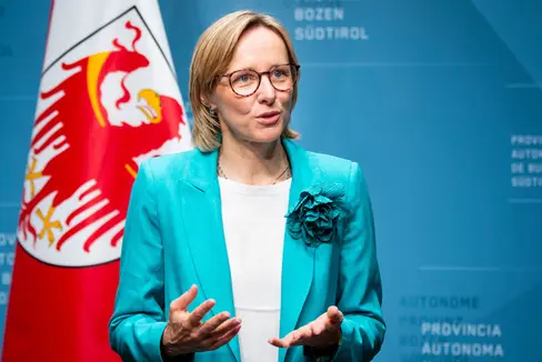 L'assessora al Personale Magdalena Amhof ha sottolineato che nel 2024 sono state introdotte molte novità significative per i dipendenti pubblici (Foto: USP/Fabio Brucculeri)