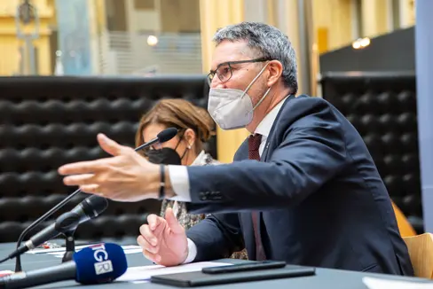 Il punto di vista del presidente Kompatscher sulla presidenza EUSALP nel 2022 insieme al Trentino: L'Alto Adige si propone ancora una volta come punto di contatto per iniziative transfrontaliere (Foto: ASP / Barbara Franzelin)