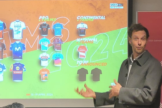 Er sei Zeuge, dass alle, Radfahrer, Sportdirektoren und Journalisten, es kaum erwarten könnten, an der Tour of the Alps teilzunehmen, sagte Radprofi Daniel Oss. (Foto: Euregio/Armin Gluderer)