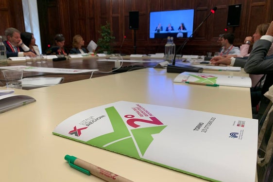 Il presidente della Provincia autonoma di Bolzano ha coordinato il tavolo di lavoro sul tema Per l'attrazione dei talenti (lavoro, giovani, competenze, istruzione, cultura)”. (Foto: Conferenza delle Regioni e delle Province autonome)