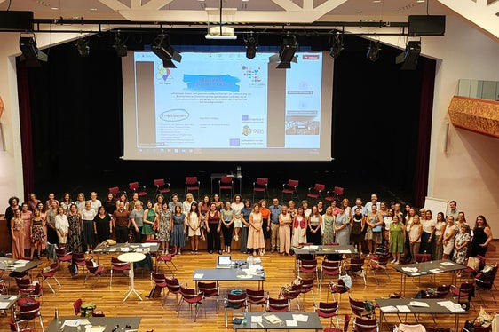 Bei einer Tagung über neue Bildungslandschaften des Schulsprengels Eppan im Rahmen eines Erasmus+ Projektes erfolgte ein Austausch über die Gestaltung zukunftsfähiger Bildungslandschaften. (Foto: LPA/Schulsprengel Eppan)