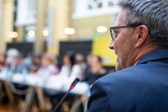 Il presidente Kompatscher nel corso del suo intervento (Foto: ASP/F. Brucculeri)