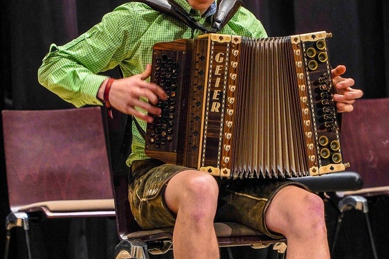 Giovanni Costanzi mit der Steirischen Harmonika (Foto: LPA/Referat Volksmusik)