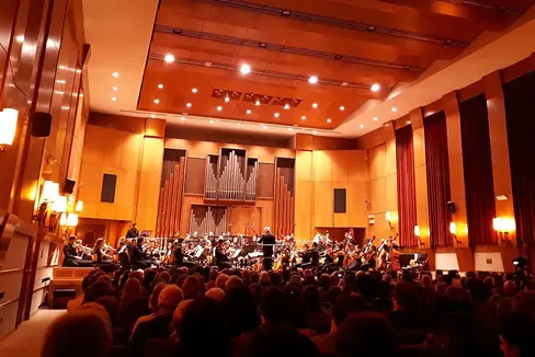 Der nach dem Pianisten Arturo Benedetti Michelangeli benannte Saal im Bozner Konservatorium (CC BY-SA 4.0)