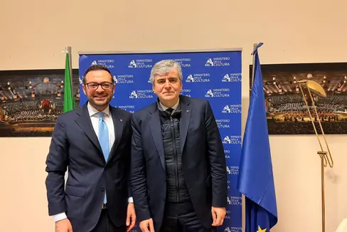 Un confronto istituzionale dedicato alle politiche culturali e alle principali azioni che la Provincia autonoma di Bolzano ha intrapreso: il vicepresidente della Provincia autonoma di Bolzano Marco Galateo (a sinistra) e il sottosegretario di Stato alla Cultura Gianmarco Mazzi. (Foto: USP)
