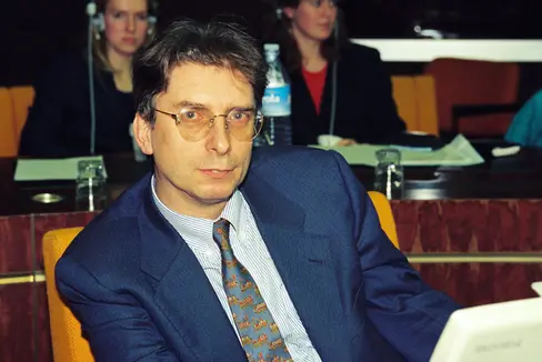Der Nachlass des vor 30 Jahren verstorbenen Politikers und politischen Denkers Alexander Langer geht in den Bestand des Südtiroler Landesarchivs ein. Am 19. September wird dazu eine Verwahrungsvereinbarung unterzeichnet. (Foto: Europäisches Parlament)