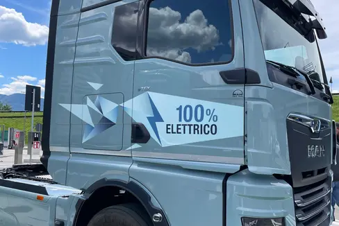 Approvati i contributi annuali dovuti dalle imprese iscritte all’Albo degli autotrasportatori di cose per conto terzi per l’anno 2026: le quote restano invariate. (Foto: USP/Dipartimento Infrastrutture e Mobilità)