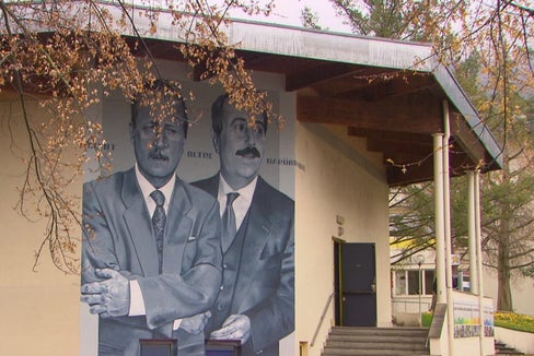 La Giunta provinciale, su proposta dell'assessore Christian Bianchi, ha approvato un investimento aggiuntivo per finanziare alcuni interventi di ristrutturazione dell'Istituto Tecnico Economico Falcone Borsellino di Bressanone. Il progetto prevede anche un nuovo sistema di ventilazione delle aule e un complessivo miglioramento del livello qualitativo degli spazi. (Foto: USP/Gianluca Crocco)